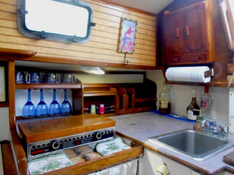 1980 Endeavour 32 Sailboat Galley