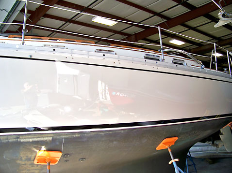 1981 Endeavour 32 Sailboat Hull