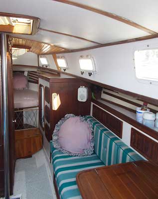 1979 Endeavour 32 Sailboat
