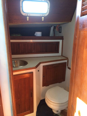 1979 Endeavour 32 Sailboat