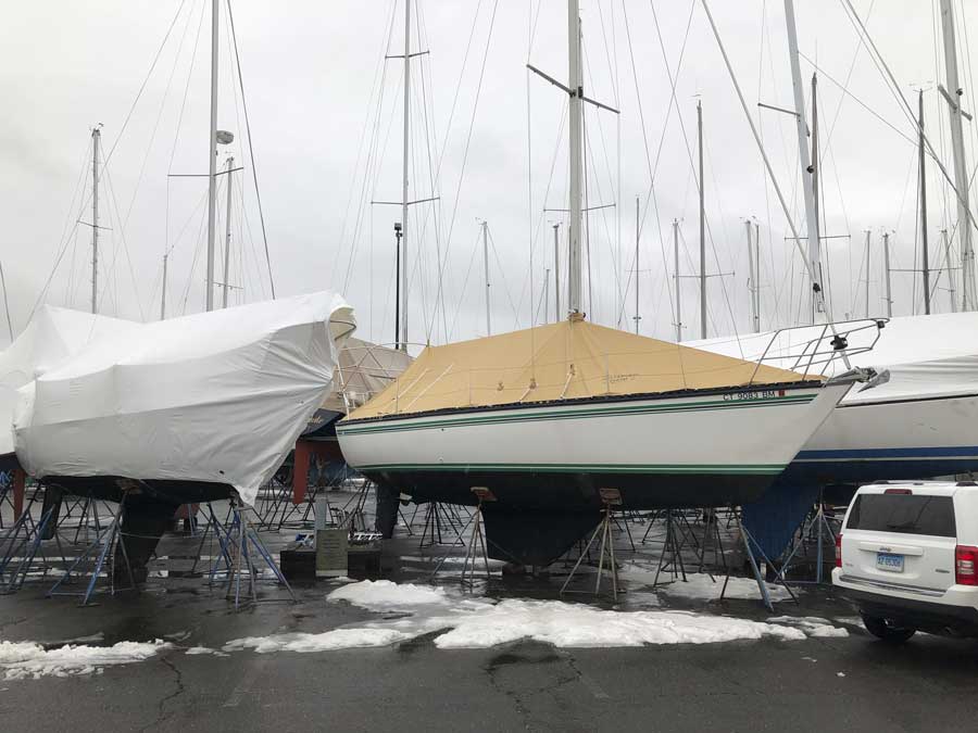 Endeavour 33 Custom Winter Boat Cover