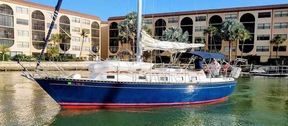 Endeavour 33 Sailboat