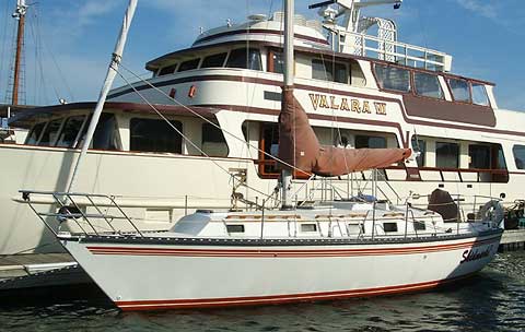 Endeavour 33 Sailboat