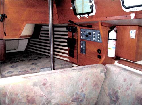 1983 Endeavour 33 sailboat