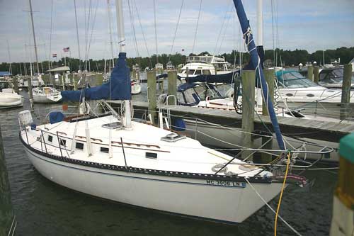 1983 Endeavour 33 sailboat