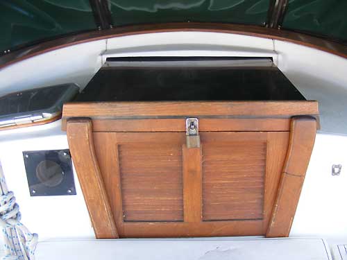 Endeavour 37 Sailboat