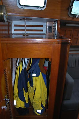 1984 Endeavour 38 Sailboat Closet