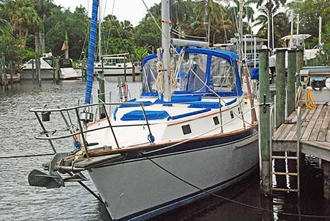 1983 Endeavour 40 Sailboat