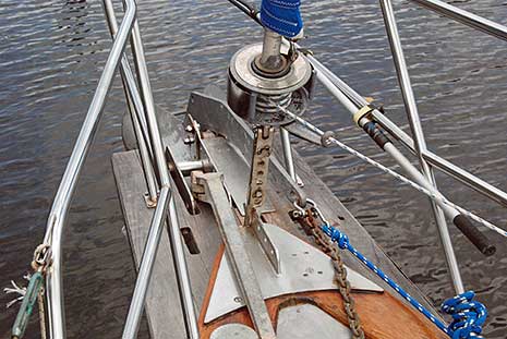 1983 Endeavour 40 Sailboat Anchor Roller