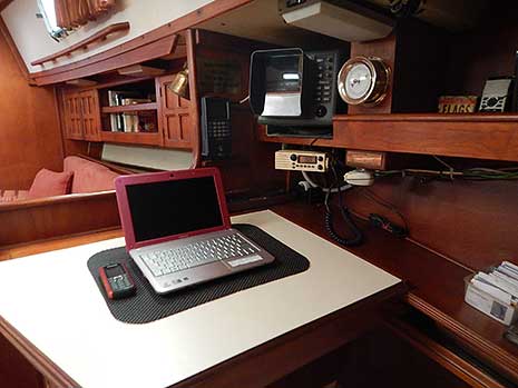 1984 Endeavour 40 Sloop Sailboat