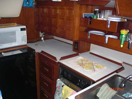 Endeavour 40 Sloop Galley