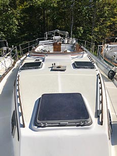 1983 Endeavour 40 Sailboat