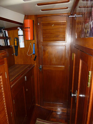 Endeavour 40