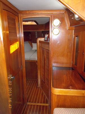 990 Endeavour 42 Sailboat