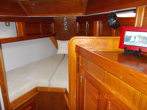 990 Endeavour 42 Sailboat