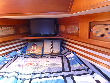 Endeavour 42 Sailboat