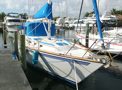 1986 Endeavour 42 Sailboat