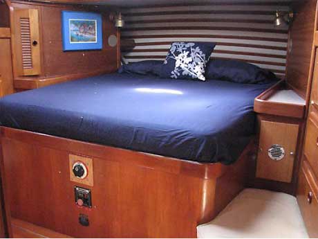 1985 Endeavour 42 Sailboat