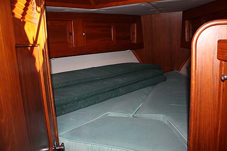 1989 Endeavour 42 Sailboat