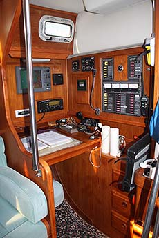 1989 Endeavour 42 Sailboat