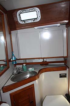 1989 Endeavour 42 Sailboat