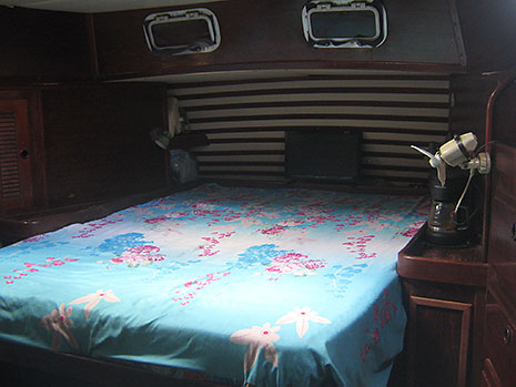 1985 Endeavour 42 Aft Cabin