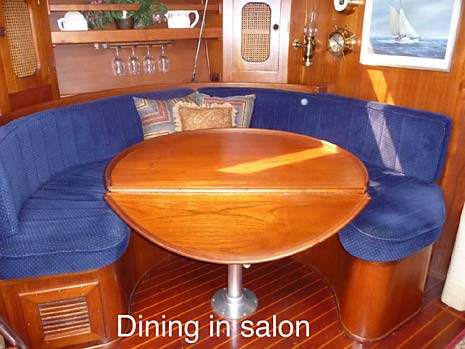1985 Endeavour 42 Sailboat - Salon Table