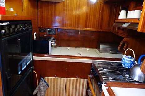 1978 Endeavour 43 Sailboat Galley