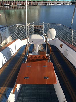 1979 Endeavour 37 Plan A Sailboat Cockpit