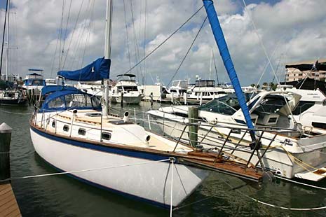 1980 Endeavour 37 Sailboat