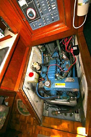 1980 Endeavour 37 Perkins 4-108