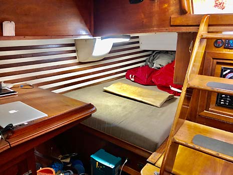 Endeavour 37 Sailboat Starboard berth