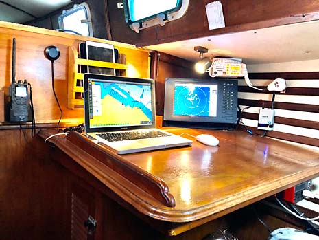Endeaovur 37 Sailboat nav station
